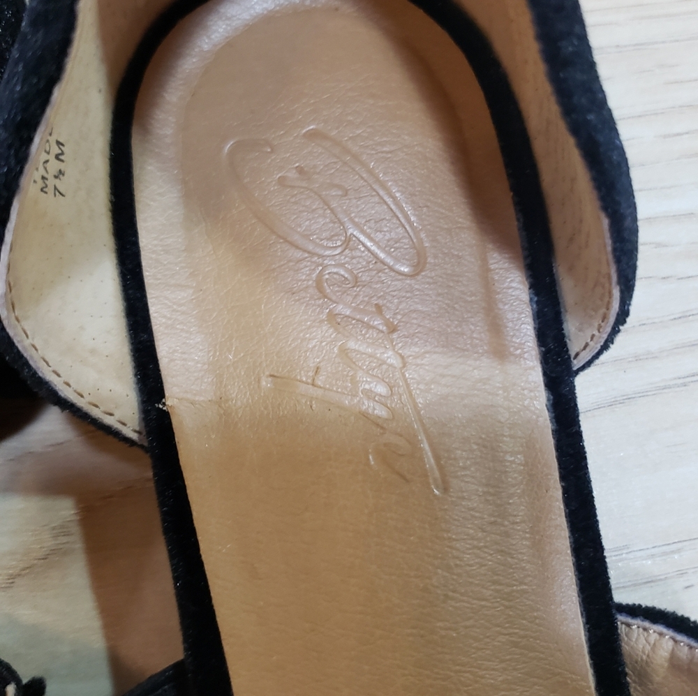 Bettye Muller Jamisen Black Velvet W/flowers Flats,maryjane,career, - Picture 4 of 4